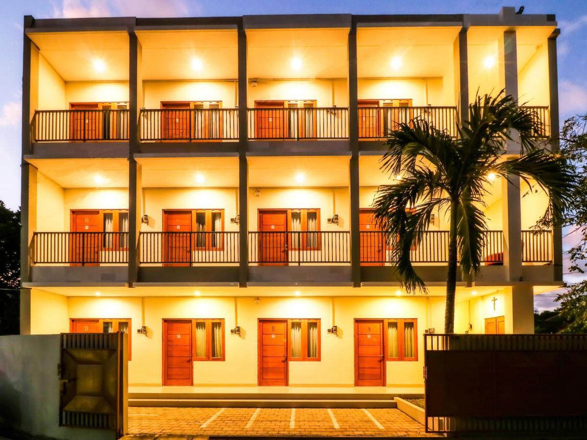 Oyo 1200 Kencana Residence Jimbaran Екстериор снимка