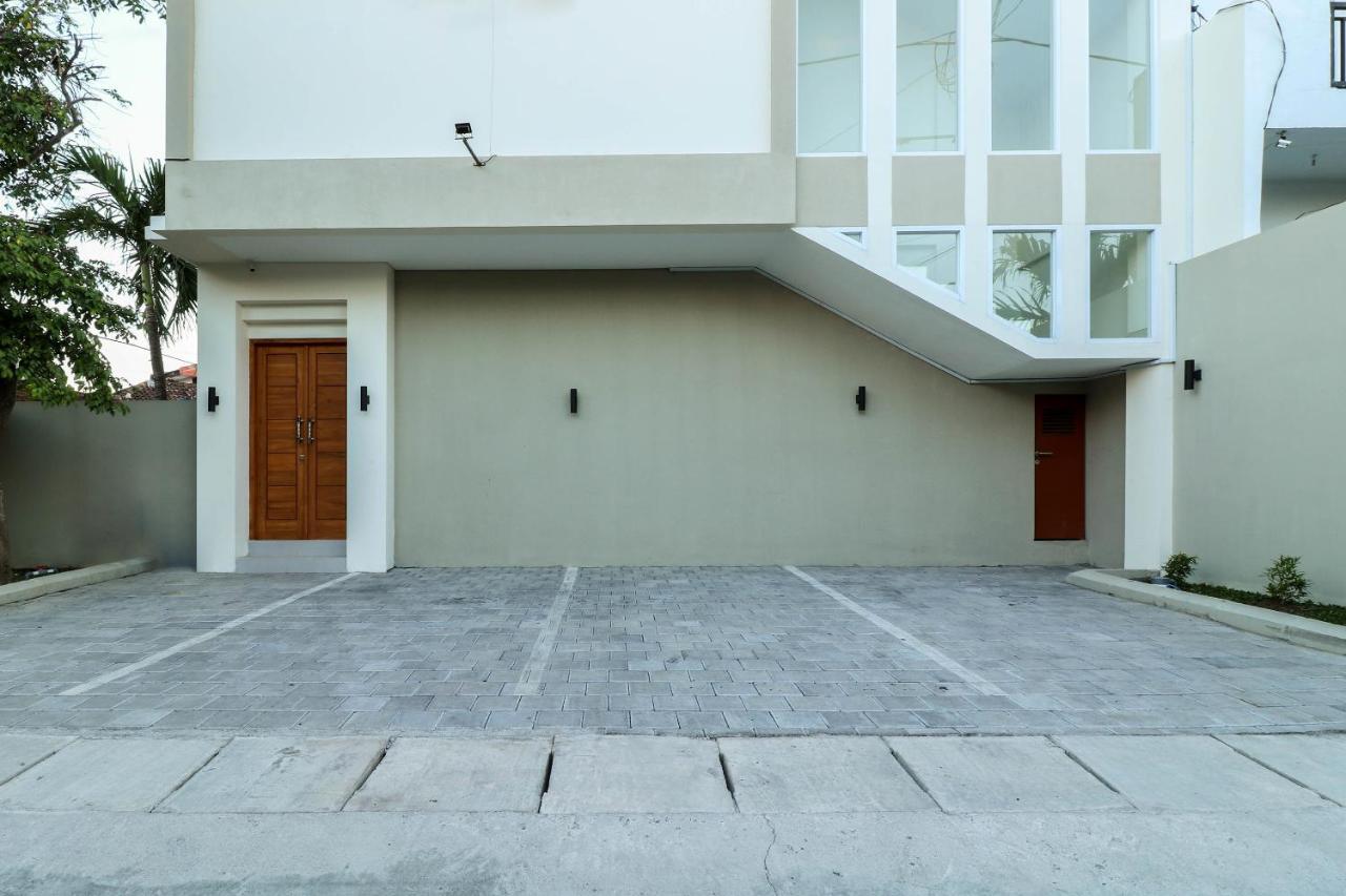 Oyo 1200 Kencana Residence Jimbaran Екстериор снимка