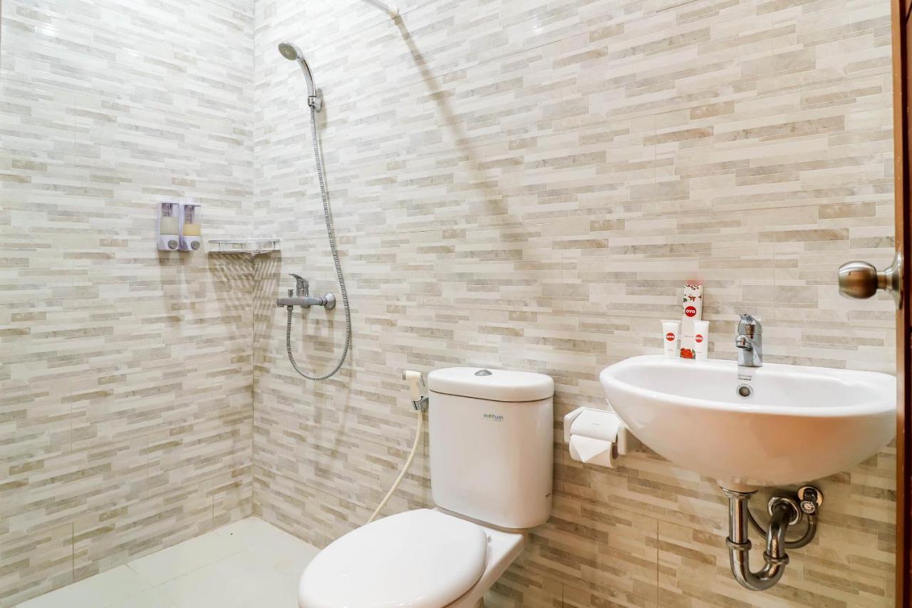 Oyo 1200 Kencana Residence Jimbaran Екстериор снимка