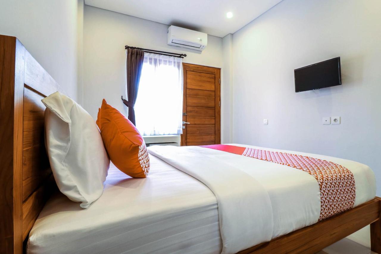 Oyo 1200 Kencana Residence Jimbaran Екстериор снимка