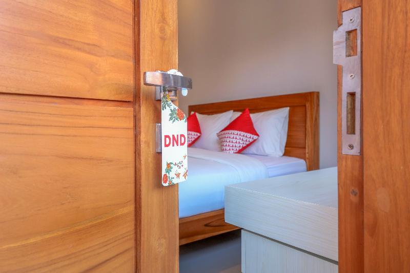Oyo 1200 Kencana Residence Jimbaran Екстериор снимка
